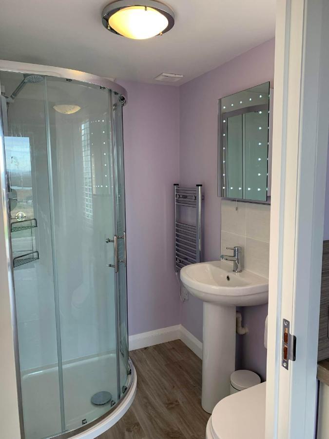 Hebridean Holiday Cabins Breasclete 외부 사진